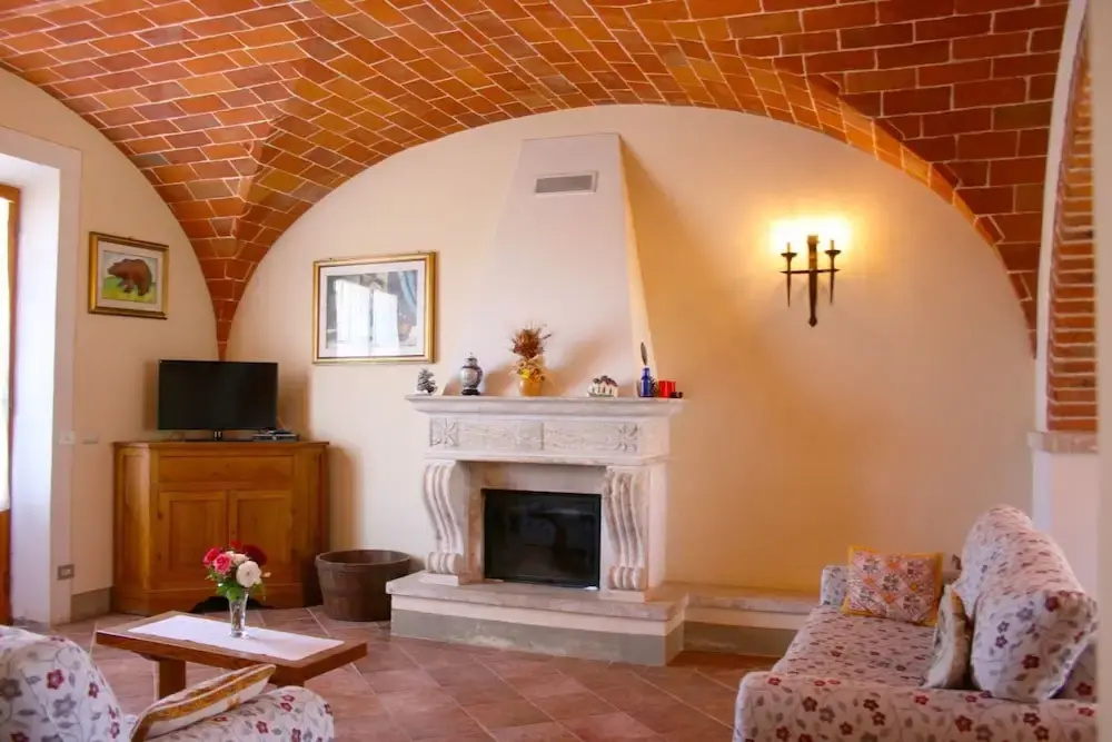 Stunning private villa for 8 guests with private pool, WIFI, TV, terrace, pets allowed and parking - фото 11