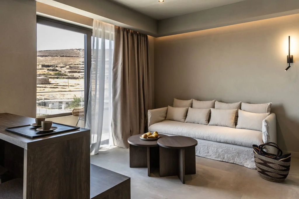 Suite 2 Schlafzimmer mit eingeschränktem Meerblick, Bild 4 von 5