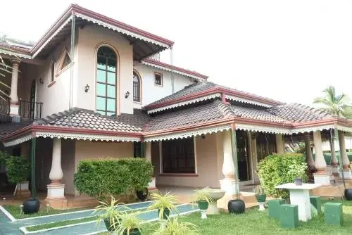 Iyooinn negombo