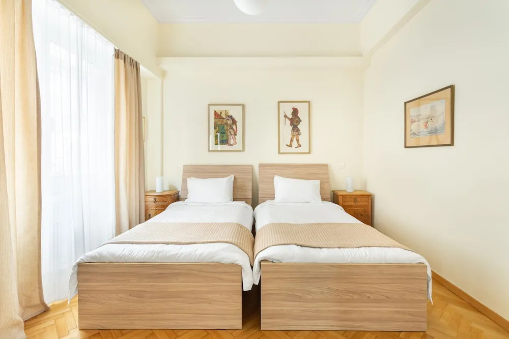 2 Bedrooms Basement Apartment