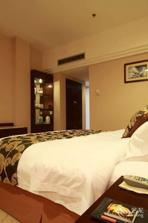 Xiongfei Holiday Hotel - Zigong - фото 20