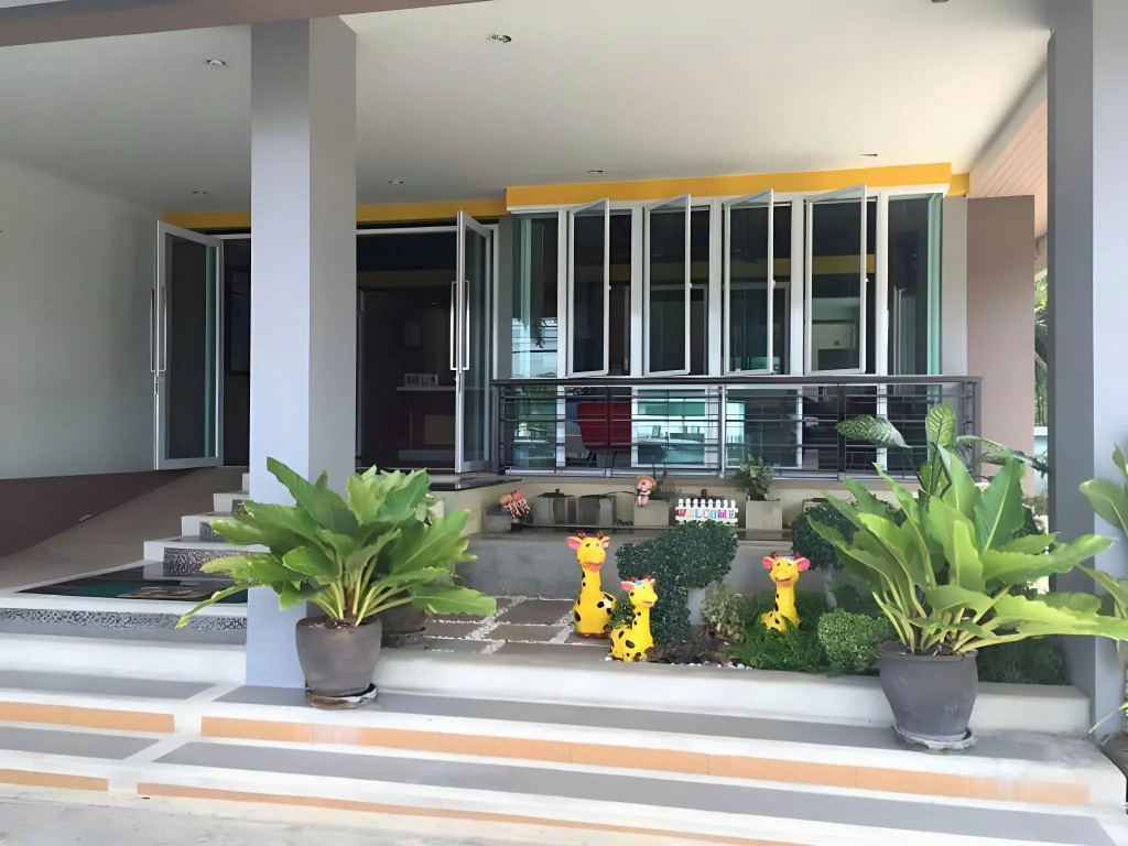 Paru Ville - Service Apartment