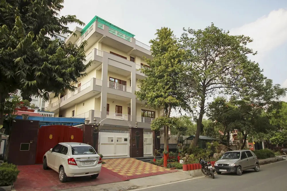 OYO 8430 Absin Hospitality