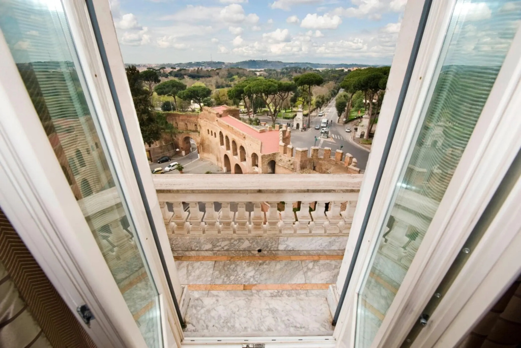 Balcony & Terrace