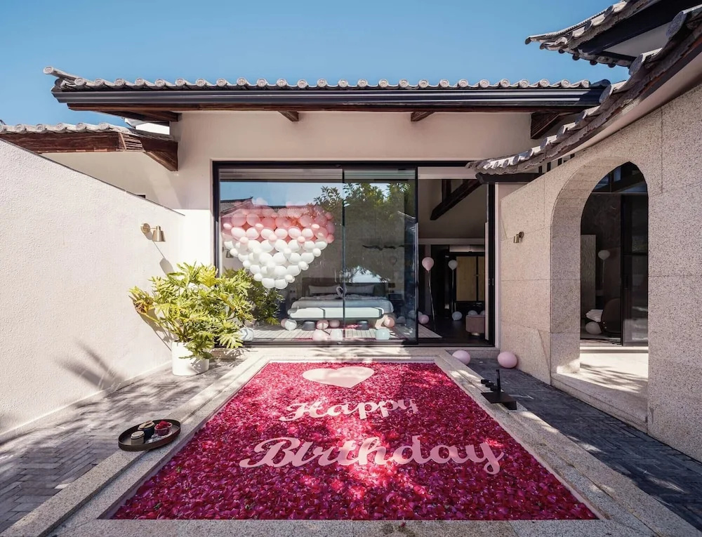 Arcadia Anyin Lishi Dayuan Hotel in Dali