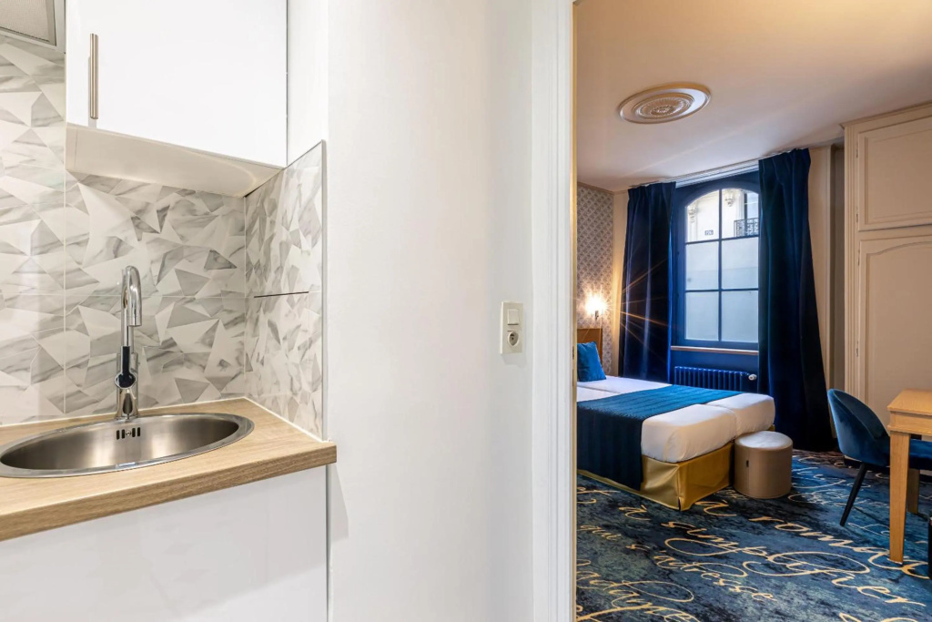 Hotel Romance Malesherbes by Patrick Hayat 8
