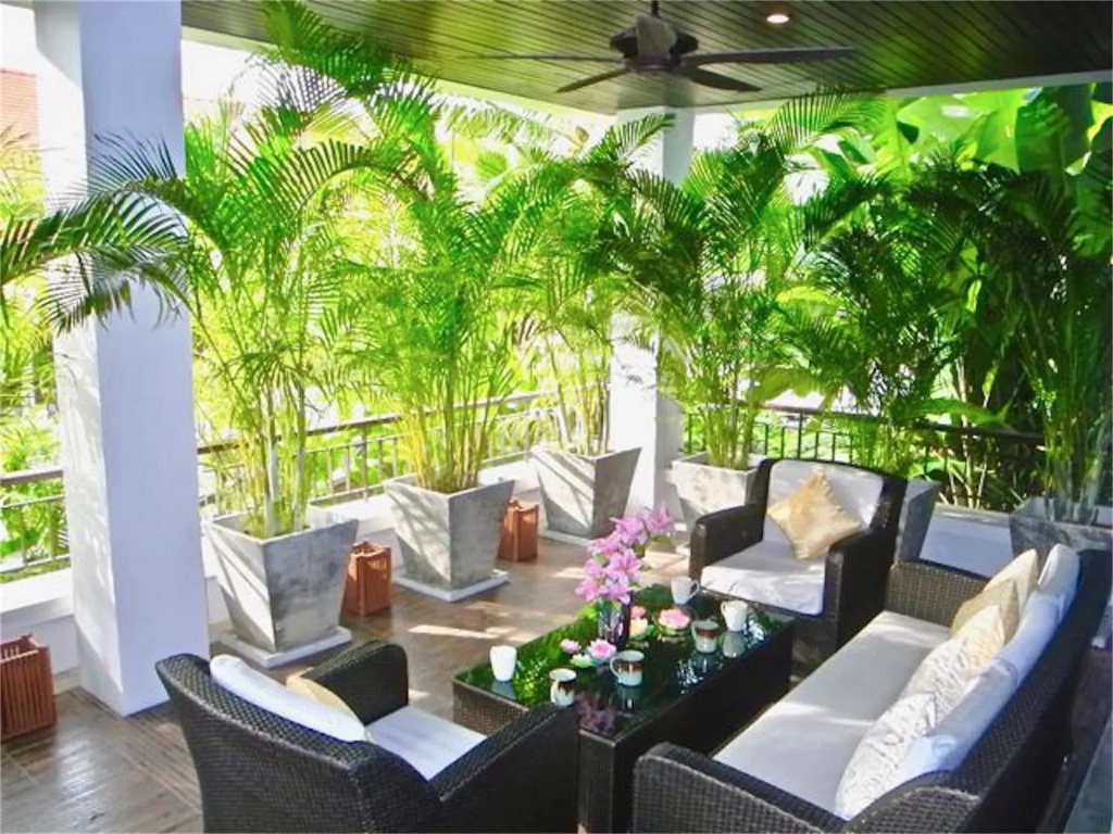 Kata Noi Apartment