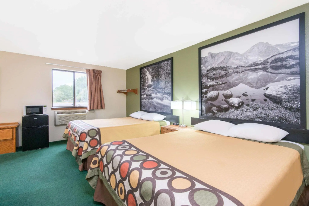 Quadruple Suite