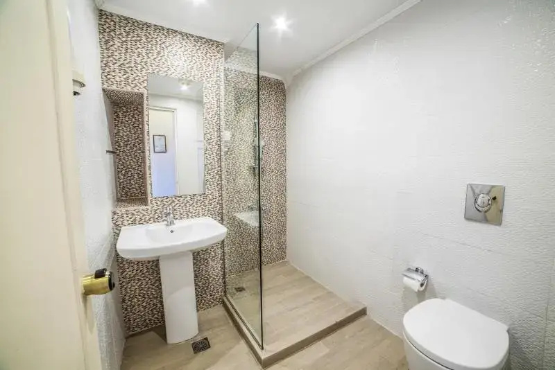 Standard Double room with balcony (twin beds)