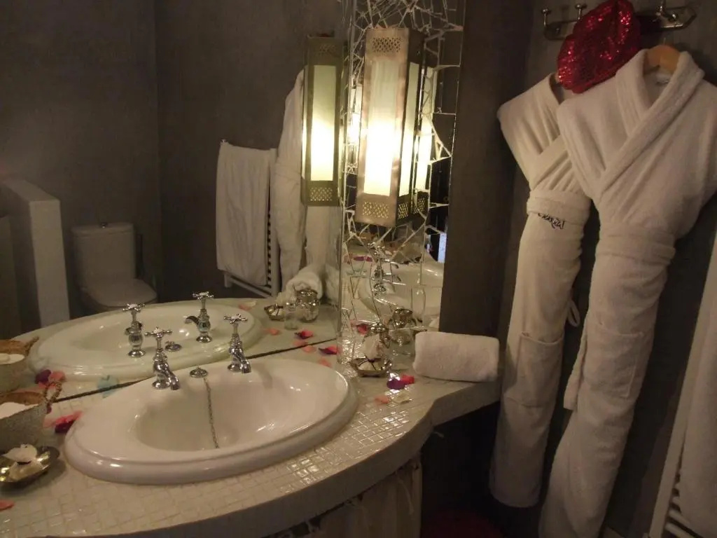 Superior Double room (full double bed)