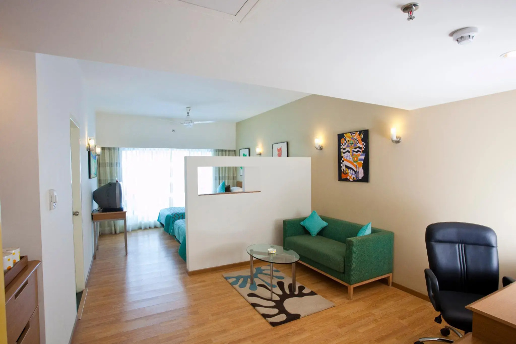 Triple Junior Suite