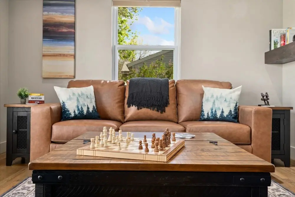 Magnolia Hideaway - Pet Friendly w/ Fireplace — фото 3