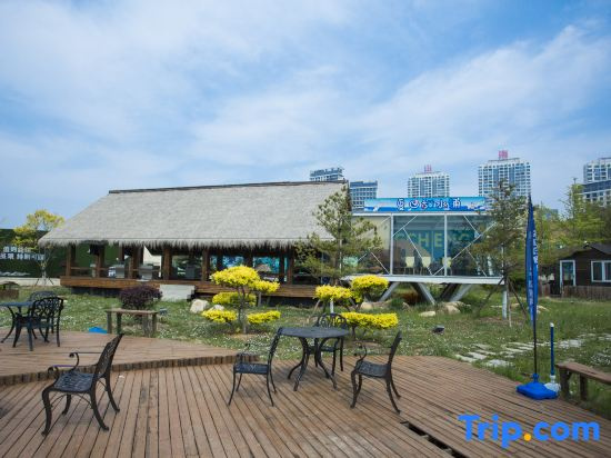 Haizhirui Boutique Sea View Apartment (Longhuitou Scenic Area Branch)