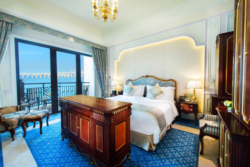 Superior room with sea view