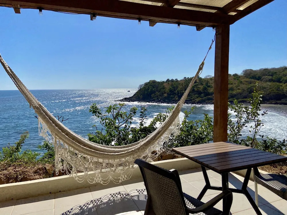 Paradise Surf Hotel