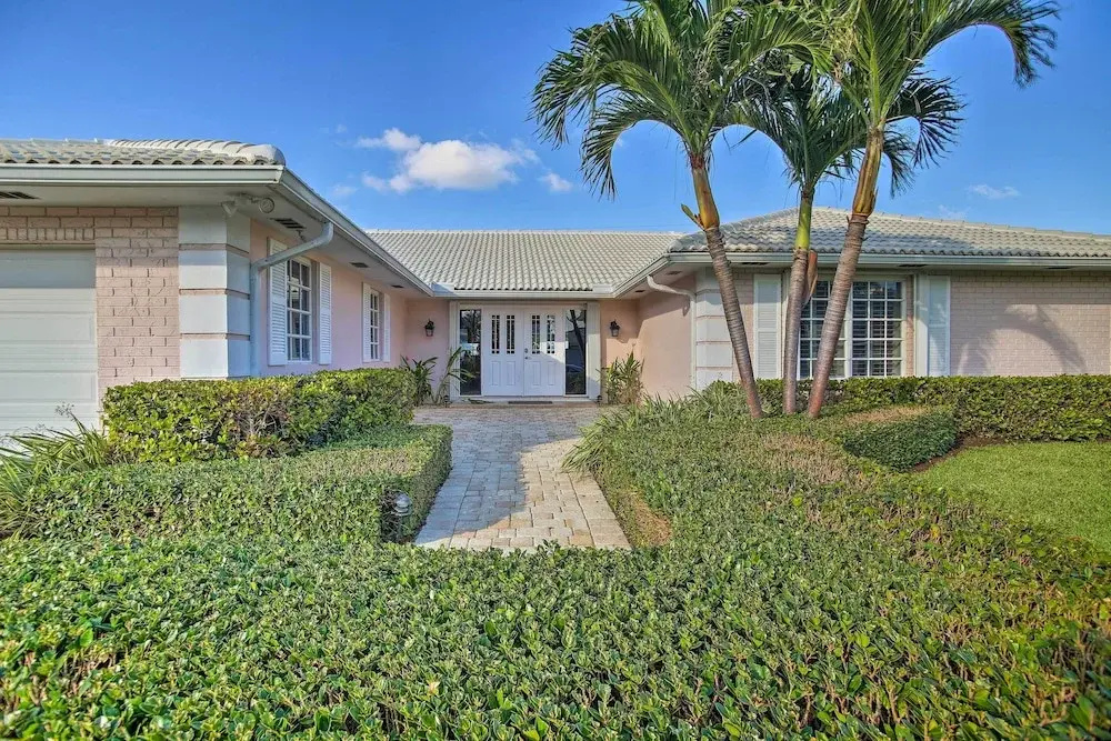 Riviera Beach Home w/ Pool - Walk to Beaches!