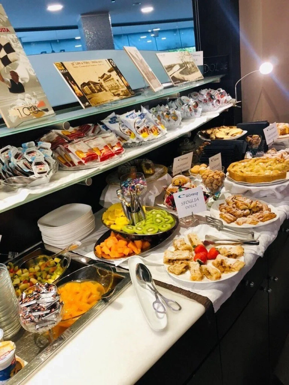 Euro Hotel - Général