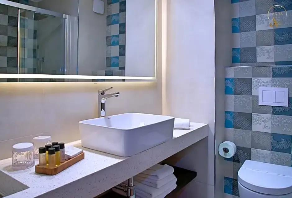 Standard Double room with balcony (full double bed)