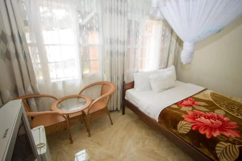 Jinja Safari Hotel - Chambres