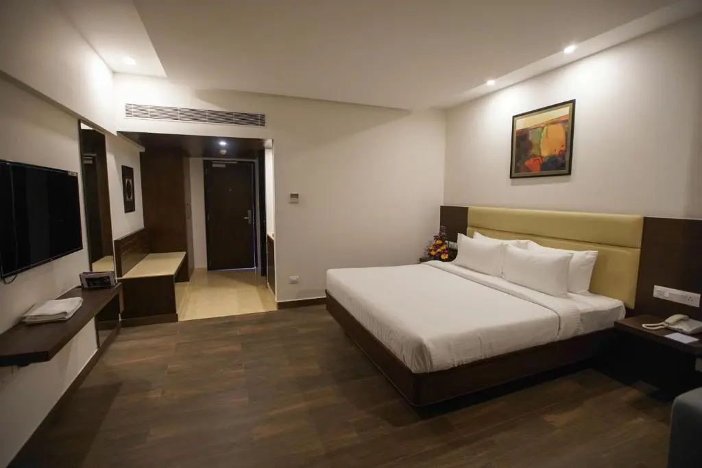 Standard Double room (full double bed)
