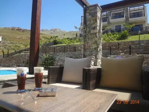Balcony & Terrace