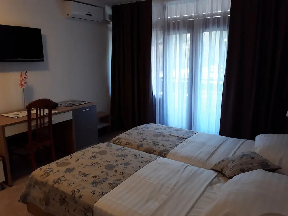 Hotel Albamaris - Général