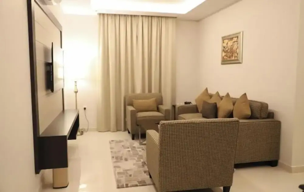 Deluxe Suite