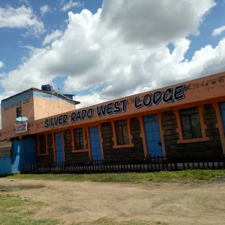 Silver Rado West Lodge