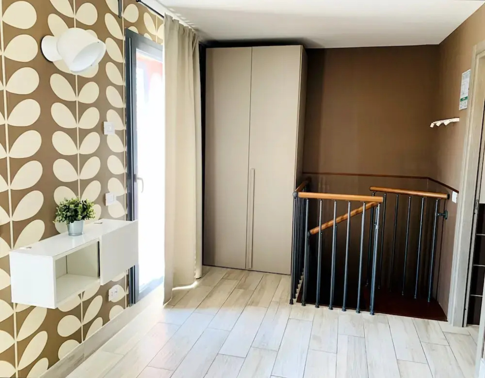3 Bedrooms Apartment with garden view