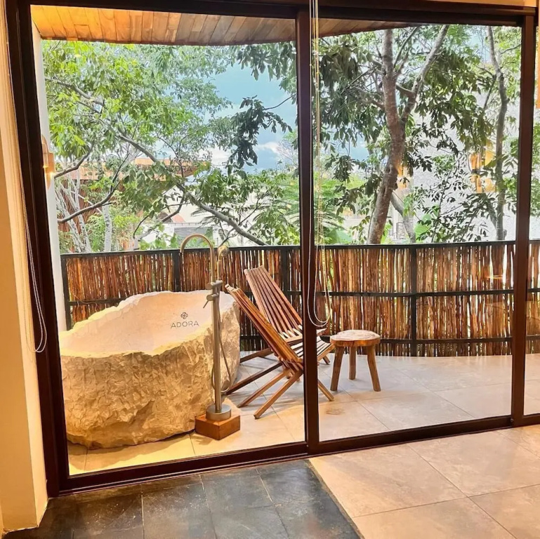 Adora Tulum
