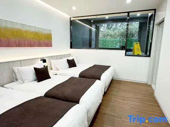 Triple Villa