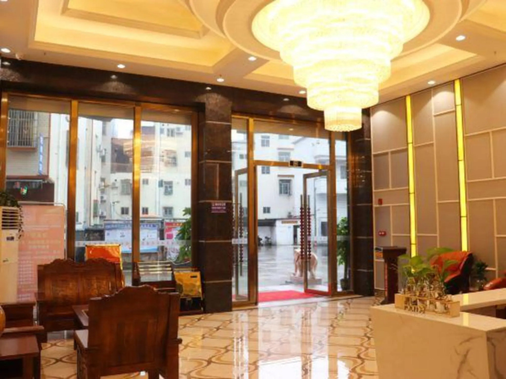 Lobby & Reception