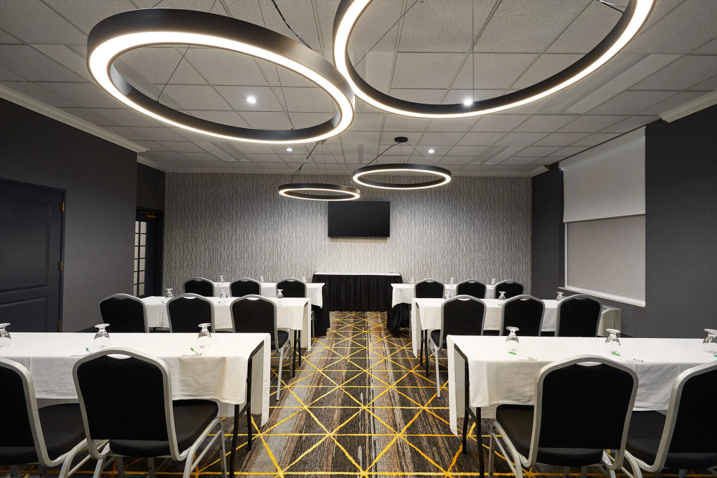 Holiday Inn Hotel & Suites Madison West - Middleton by IHG - Général