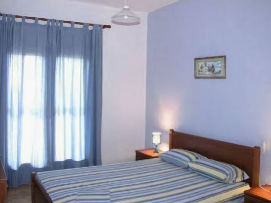 Evristhenis House 3 *
