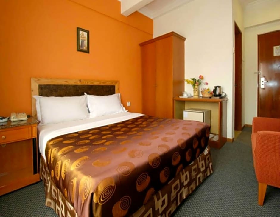 Leo Palace Hotel