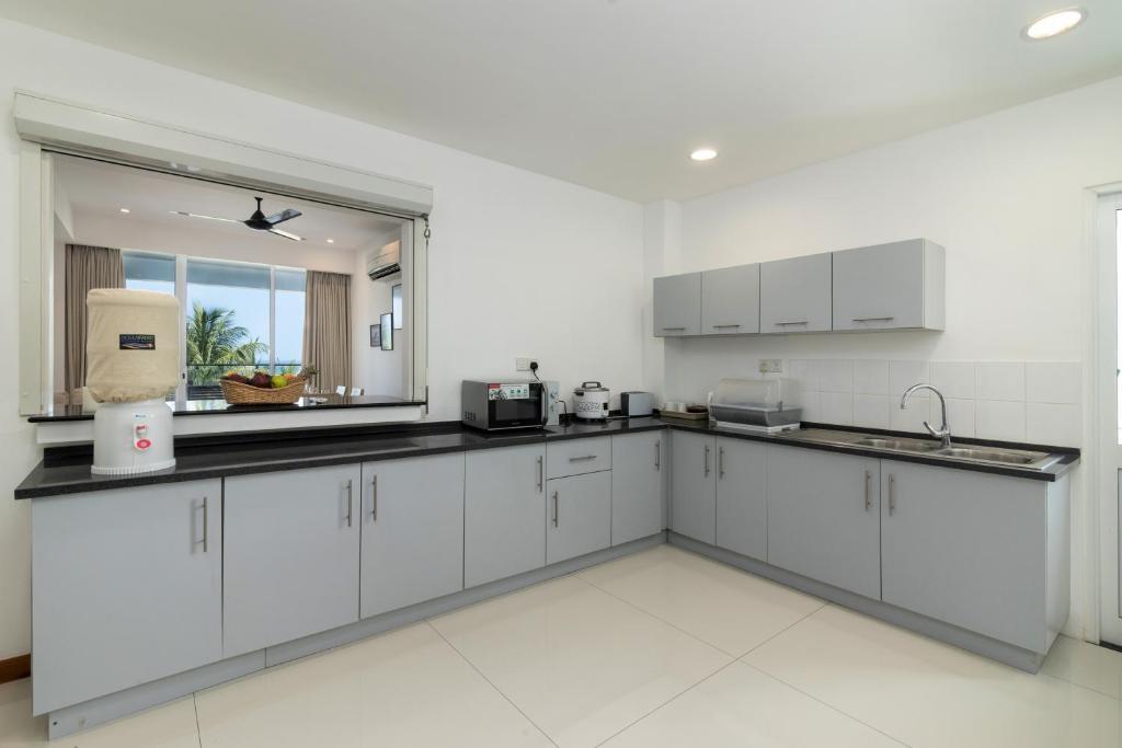 Oceanfront Condominiums Nilaveli