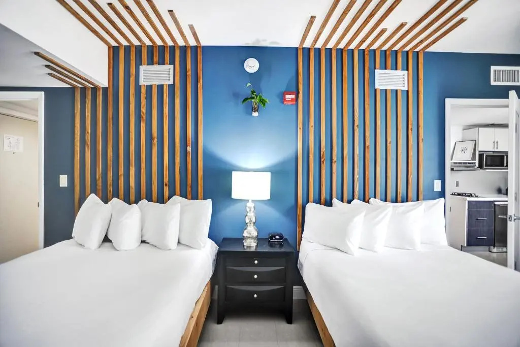 2 Bedrooms Premium Suite with courtyard view