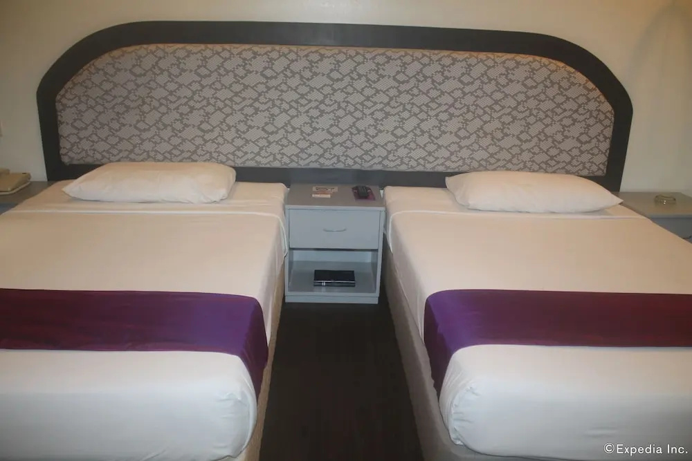 Deluxe Double room (twin beds)