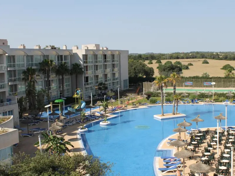 Eix Alzinar Mar Aparthotel - Chambres