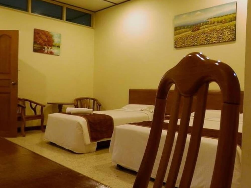 Felda Residence Tekam