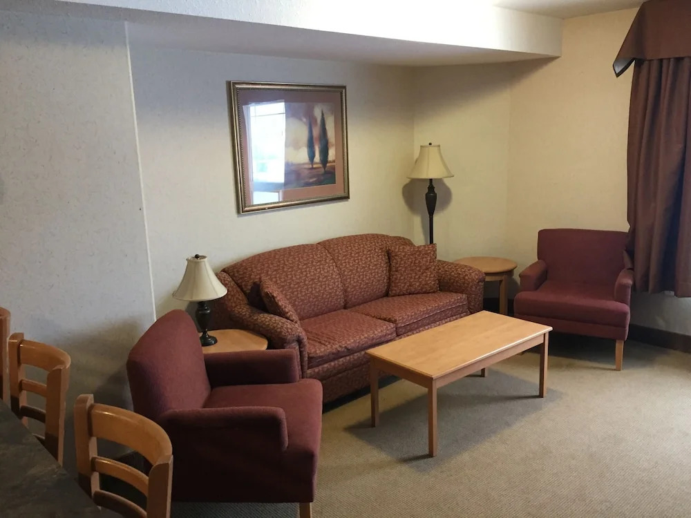 Super 8 Fort Nelson - фото 12