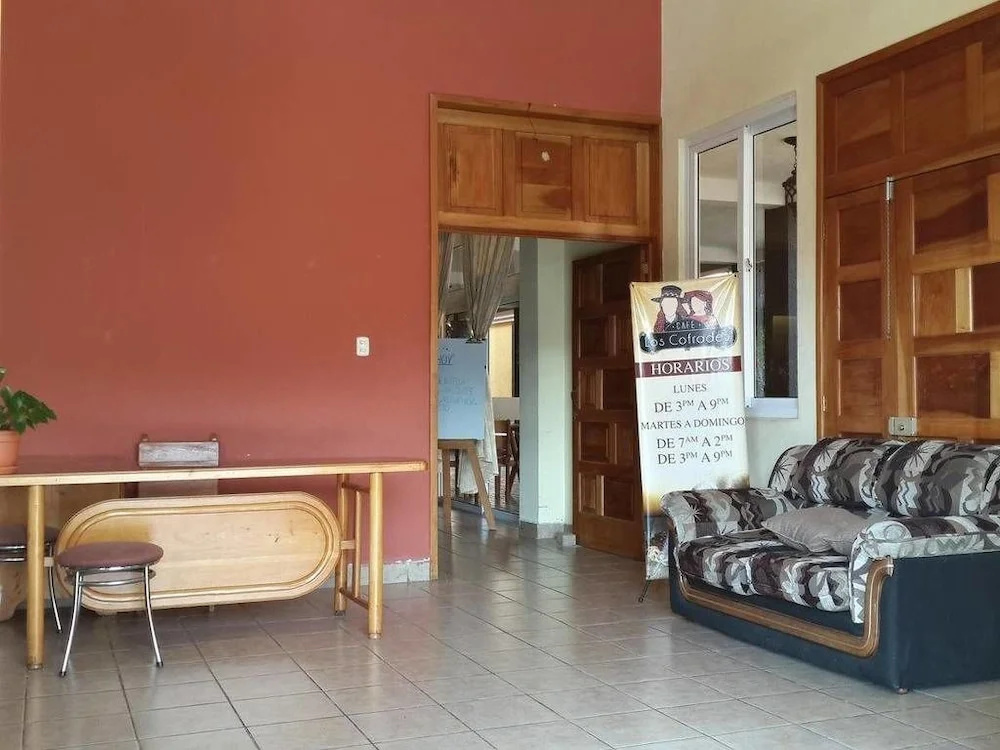 Hotel Los Cofrades