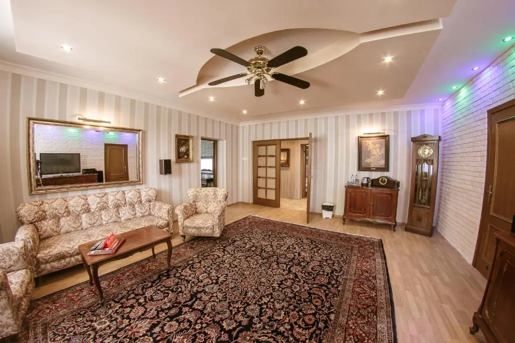 Deluxe Apartment
