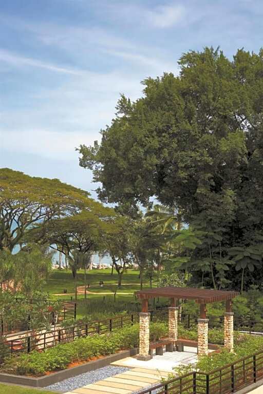 Shangri-La's Rasa Sayang Resort & Spa