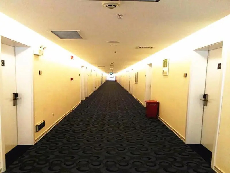 Lobby & Reception