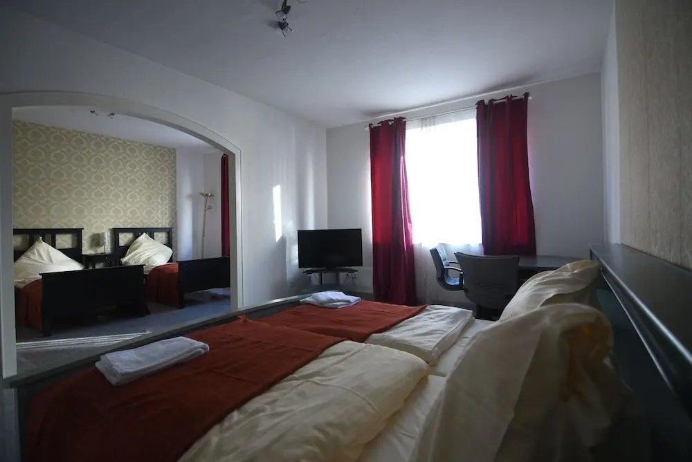 Hotel photo 2