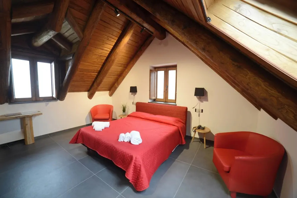 Superior Double room with sea view (full double bed)