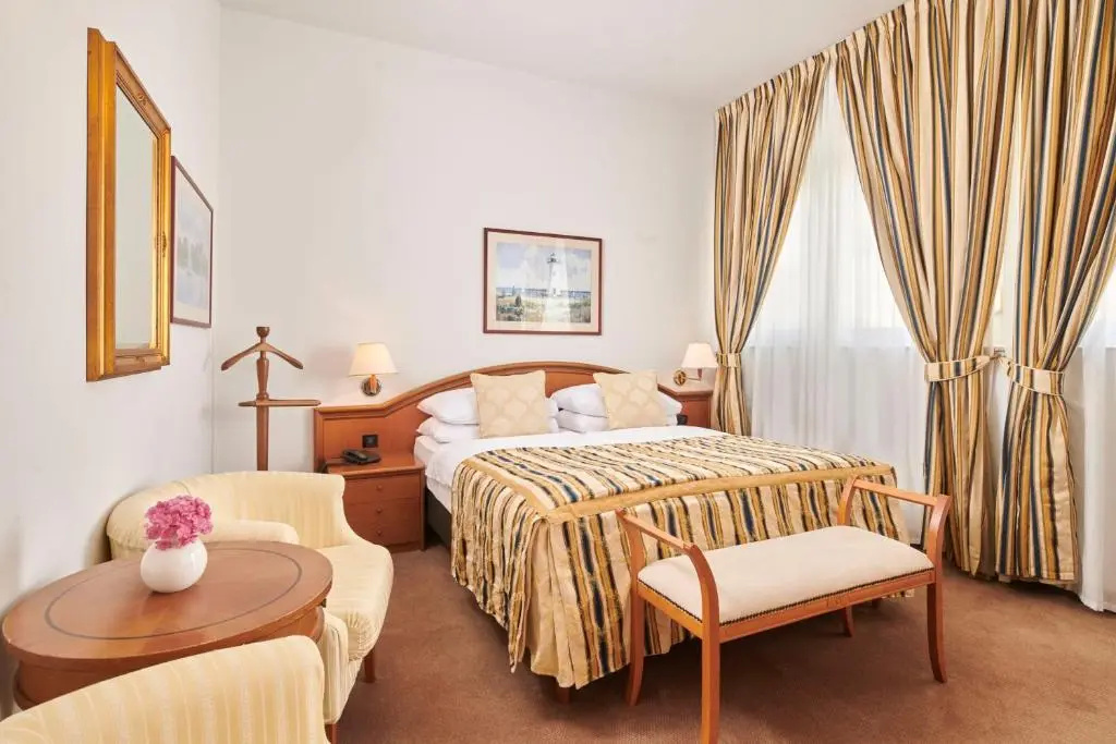 Grand Hotel Bonavia - Chambres