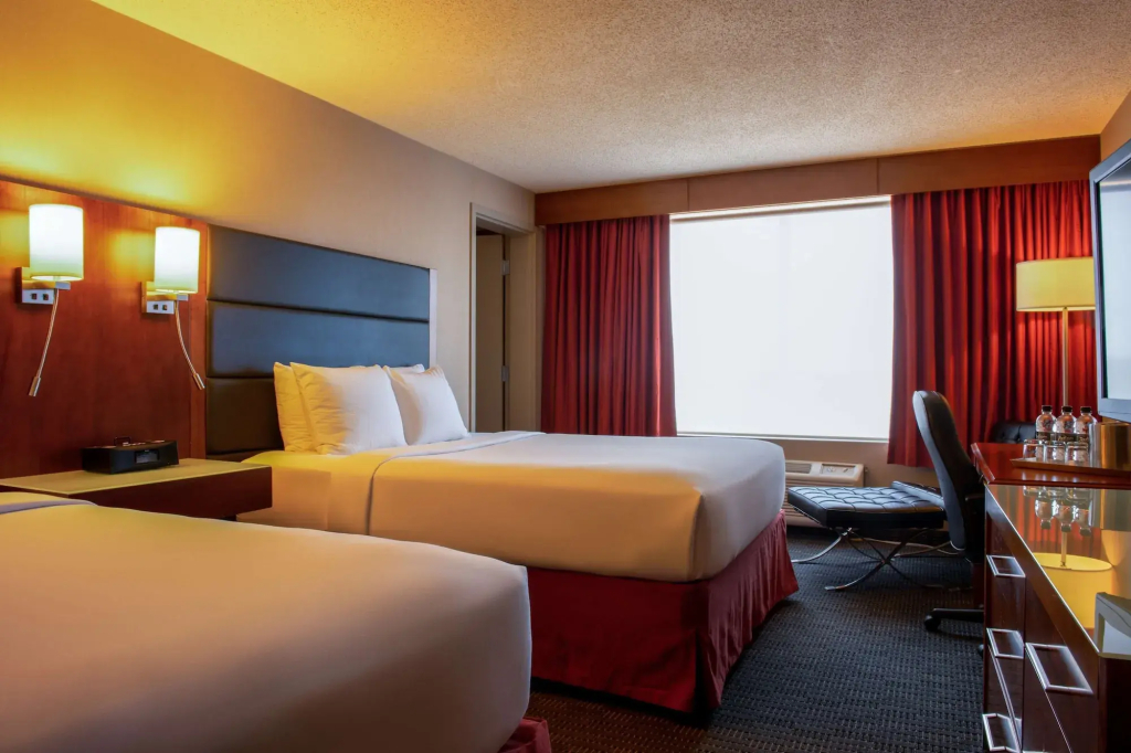 Radisson Hotel & Suites Fort McMurray - фото 30
