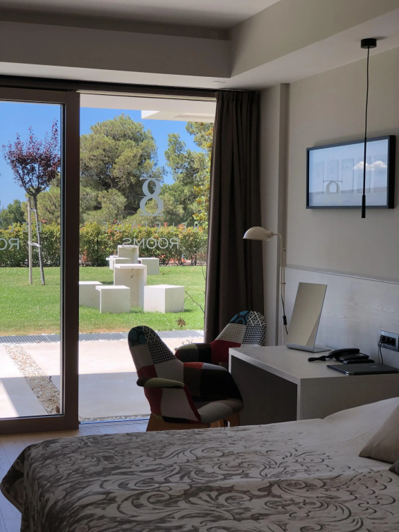 Hotel photo 8
